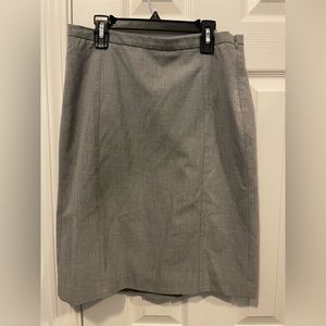 Lined pencil skirt